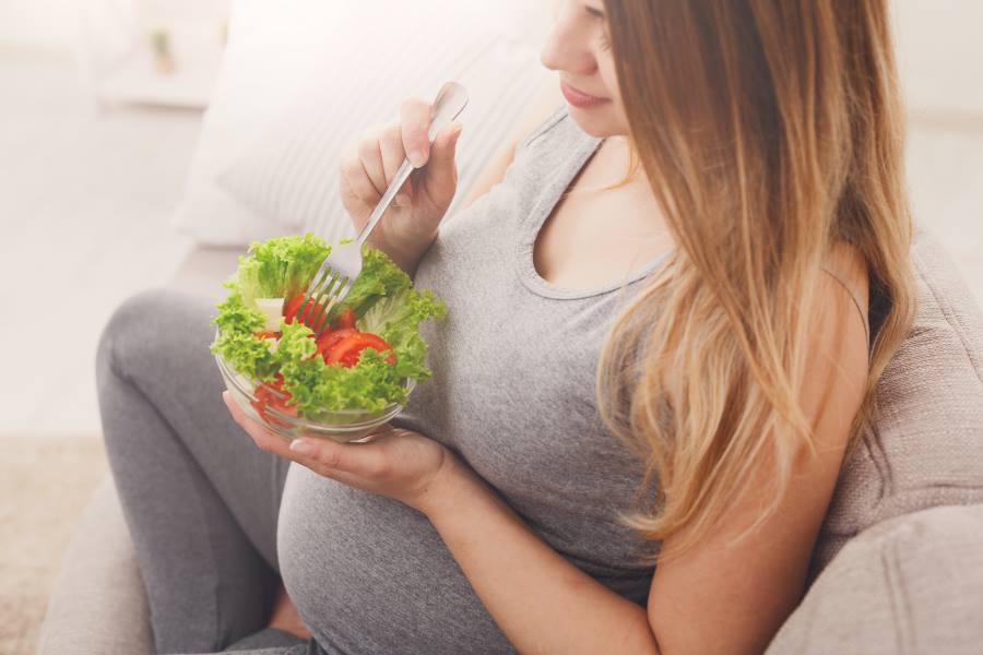 Ernährung in der Schwangerschaft Kalorien in der Schwangerschaft Multivitamin in der Schwangerschaft Fischöl in der Schwangerschaft